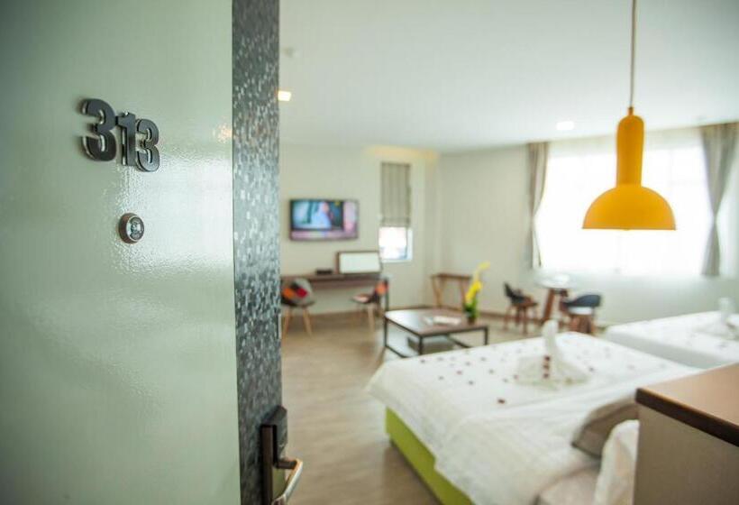 패밀리 스위트, Bzz