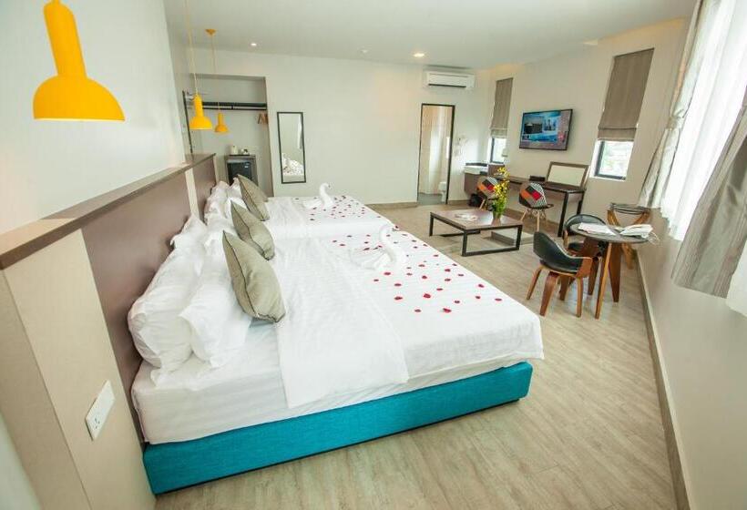 패밀리 스위트, Bzz