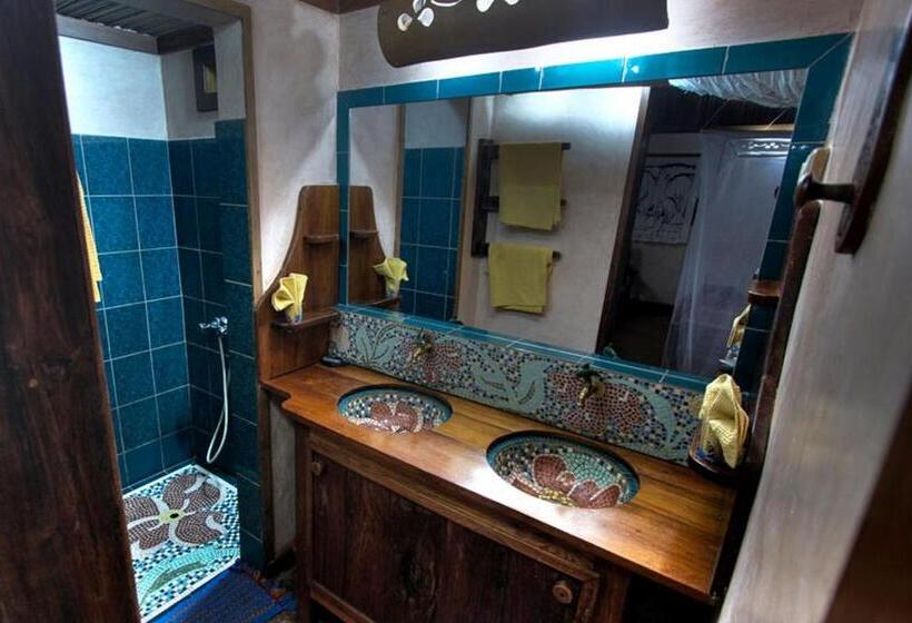 ویلای استاندارد با چشمانداز باغ, Clair De Lune