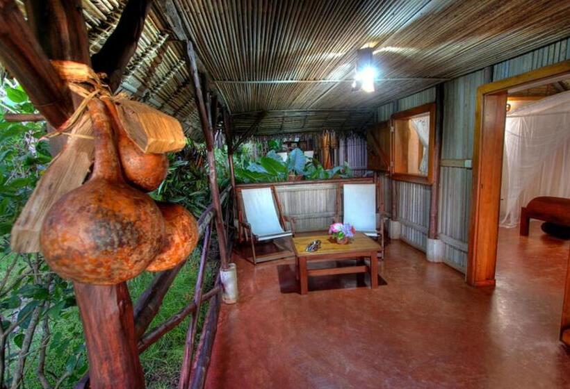 ویلای استاندارد با چشمانداز باغ, Clair De Lune