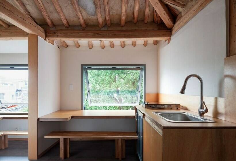 디럭스 룸, Hanok Residence Hotel Side
