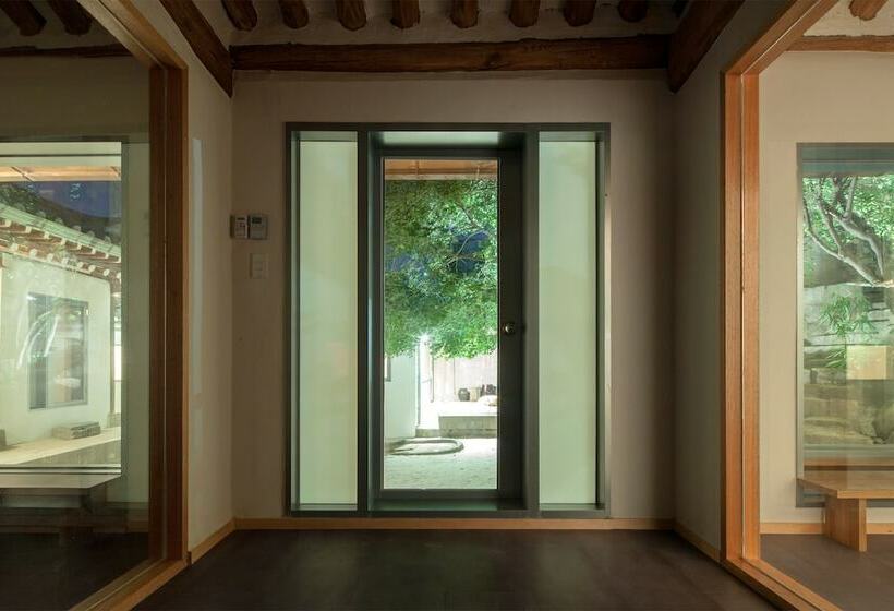 스탠다드 룸, Hanok Residence Hotel Side