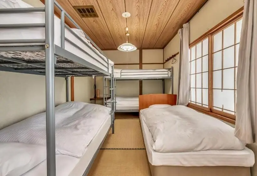 ルームシェアのワンベッド, Madarao