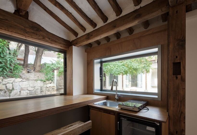 اتاق لوکس, Hanok Residence Hotel Side