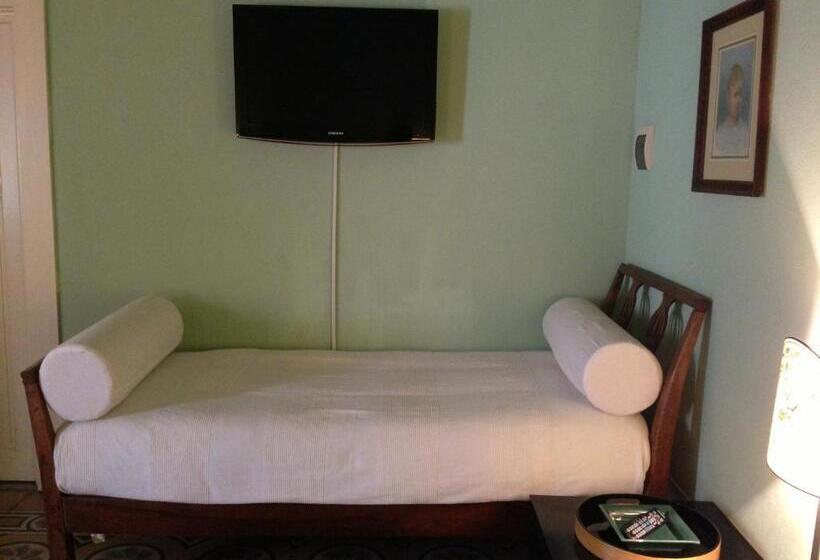 اتاق استاندارد سه نفره, Alberghino B&b