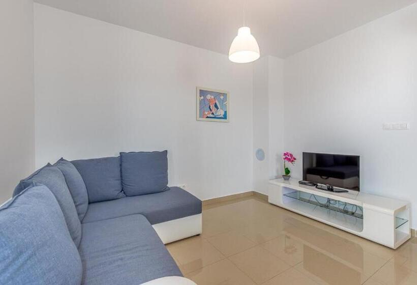 Апартаменты 1 Спальня, Apartments Rina