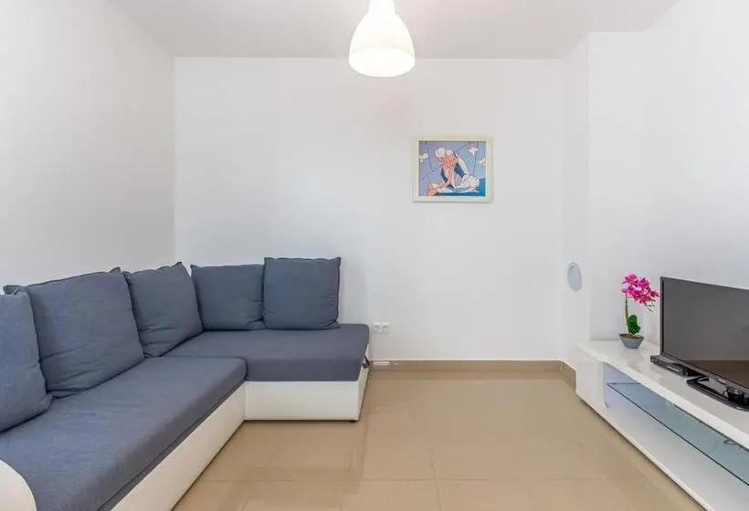 1ベッドルームアパートメント, Apartments Rina
