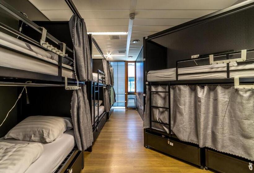 تختخواب در اتاق مشترک, Hostelle   Women Only Hostel Amsterdam