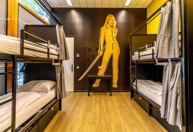 تختخواب در اتاق مشترک, Hostelle   Women Only Hostel Amsterdam