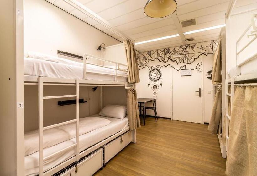 تختخواب در اتاق مشترک, Hostelle   Women Only Hostel Amsterdam