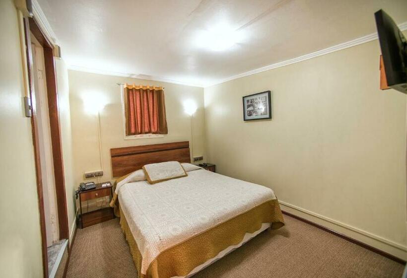 חדר סטנדרט יחיד, Sahara Inn