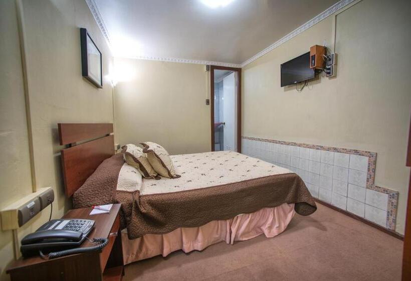 חדר סטנדרט, Sahara Inn