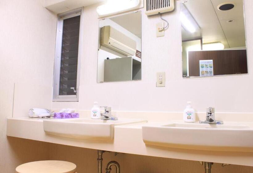 Номер Стандарт Совместная Ванная, T And K Hostel Kobe Sannomiya East