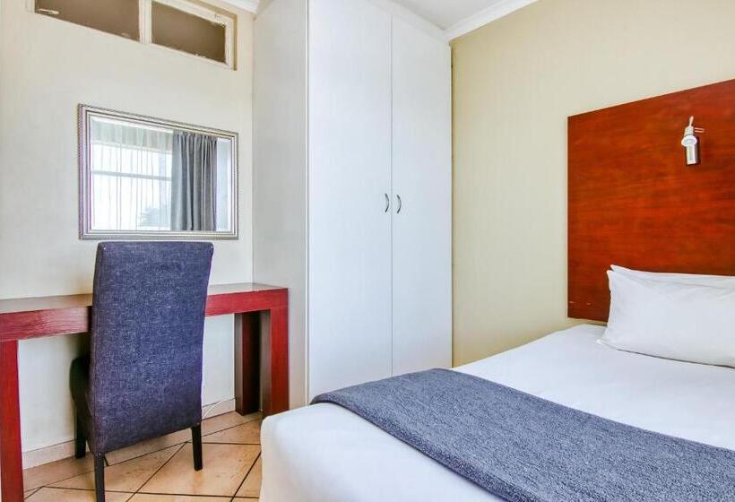 דירת שני חדרים, Bm Gardens