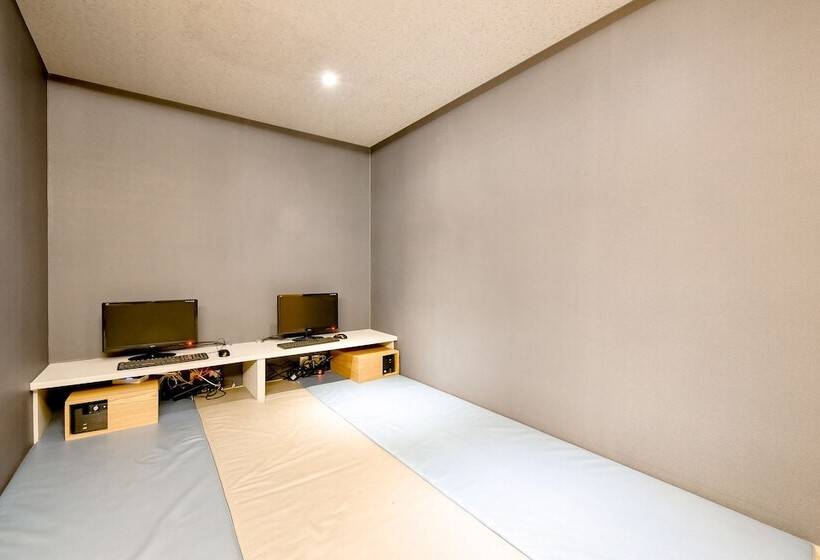 Camera Standard, Cozy Tree Hotel Seomyeon