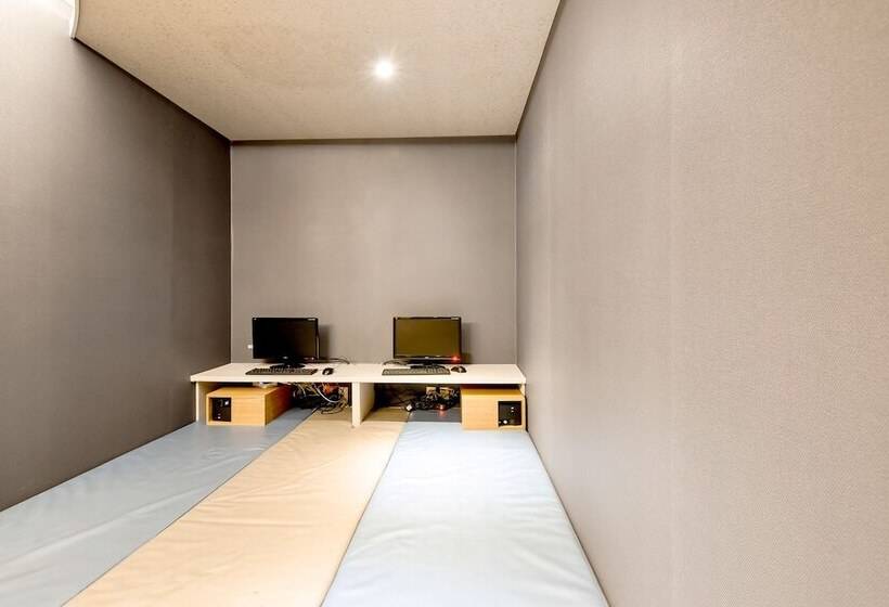 Camera Standard, Cozy Tree Hotel Seomyeon