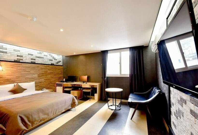 Camera Deluxe, Cozy Tree Hotel Seomyeon