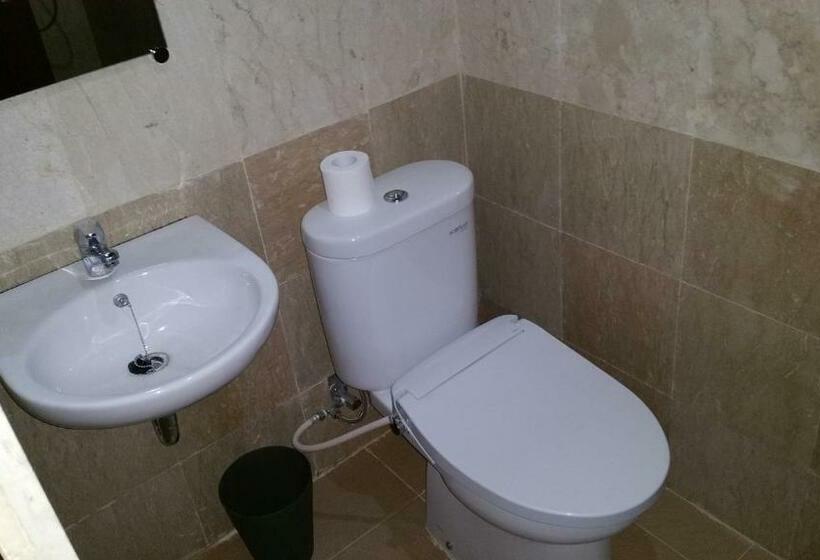 اتاق سوپریور, Legenda Beril Hostel