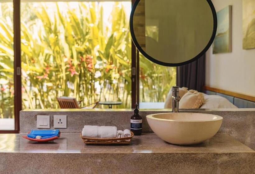 חדר דלוקס נוף לגינה, Origin Lombok