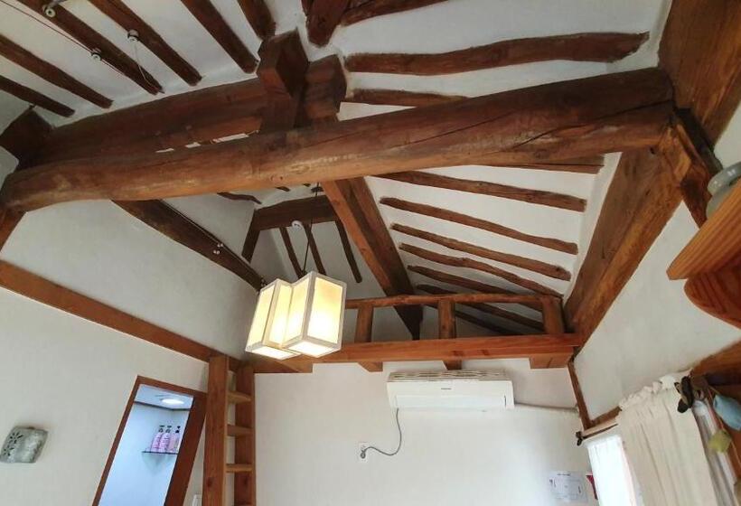 Habitació Triple Estàndard, Greem Guesthouse