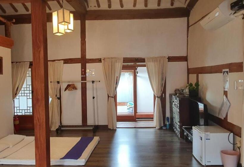 Habitació Familiar Superior, Greem Guesthouse