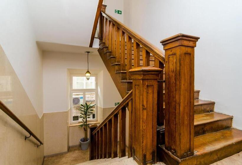 סטודיו דלוקס, Rooms Tezoro