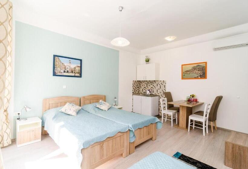 סטודיו דלוקס, Rooms Tezoro