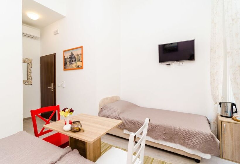 חדר סטנדרט לשלושה, Rooms Tezoro