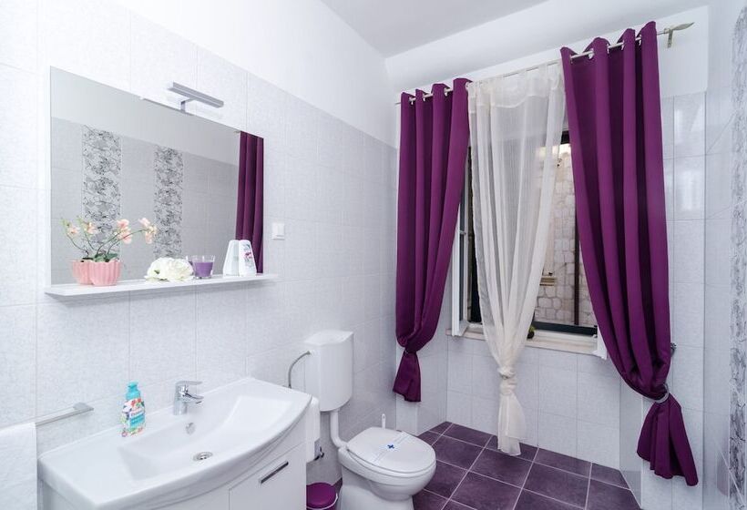 סטודיו דלוקס, Rooms Tezoro