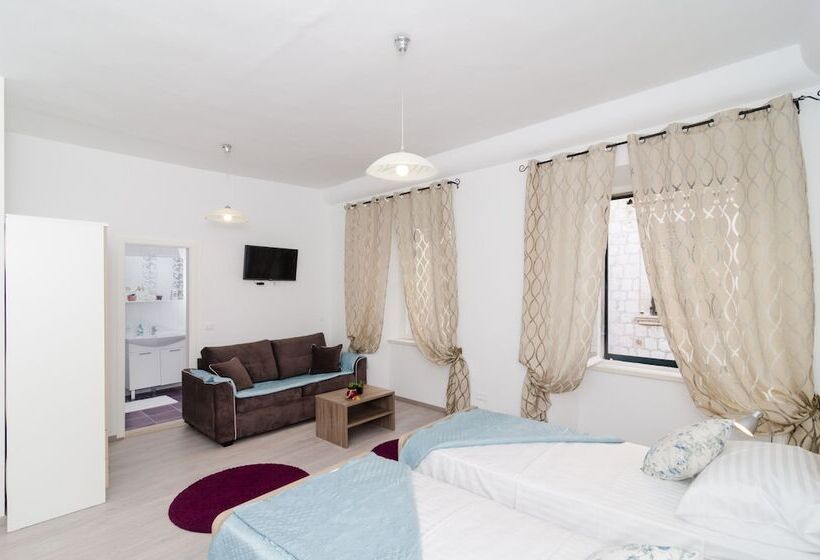 סטודיו דלוקס, Rooms Tezoro