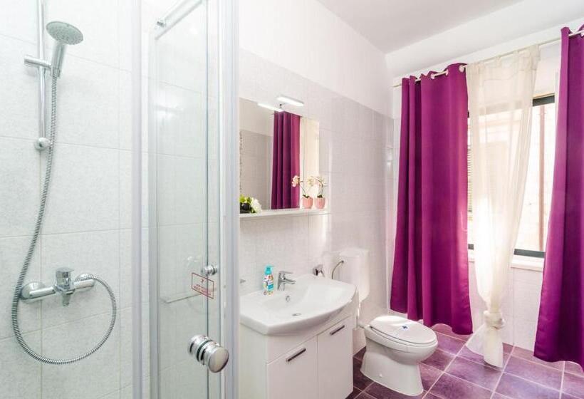 סטודיו דלוקס, Rooms Tezoro