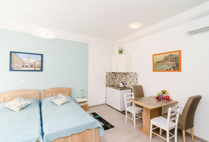 סטודיו דלוקס, Rooms Tezoro