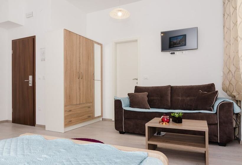 סטודיו דלוקס, Rooms Tezoro