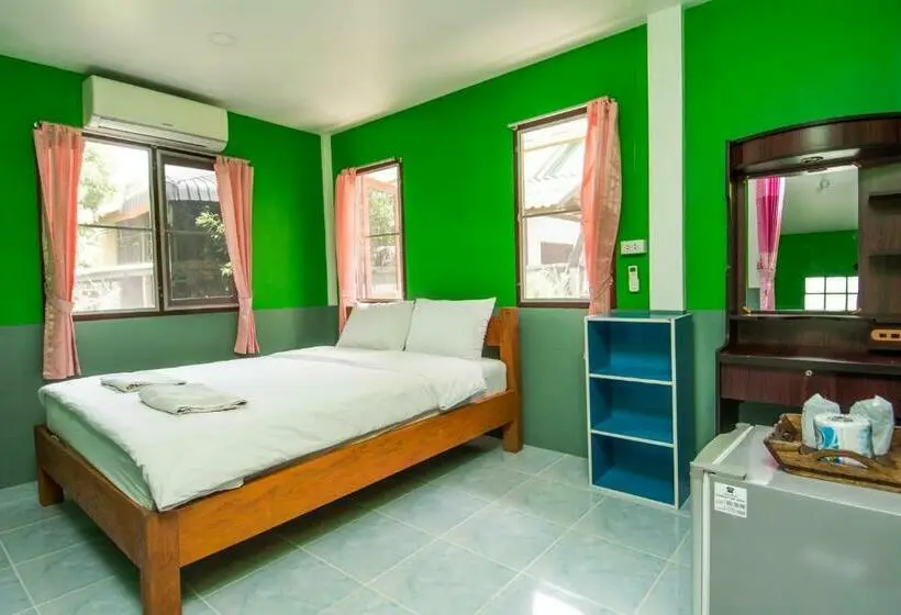 اتاق استاندارد با بالکن, Sarm Mork Guest House
