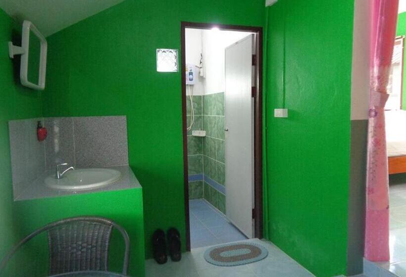 Номер Стандарт с Балконом, Sarm Mork Guest House