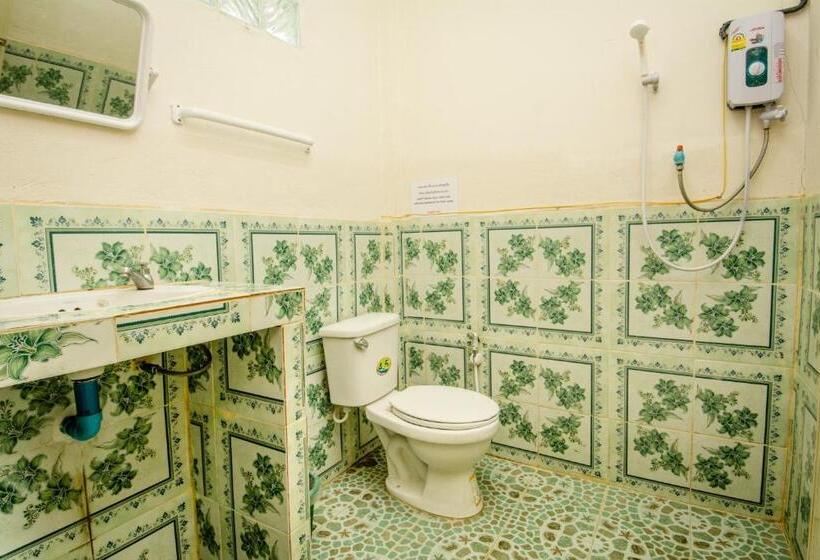 Номер Economy, Sarm Mork Guest House