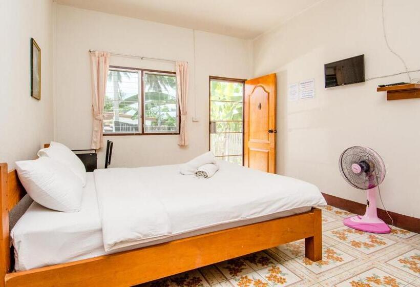 חדר אקונומי, Sarm Mork Guest House