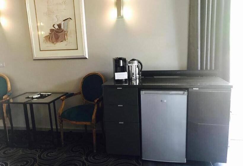 Люкс Кровать Кинг, Spa Suites At Raven