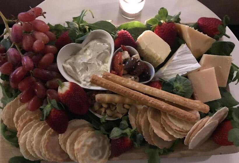 Люкс Кровать Кинг, Spa Suites At Raven