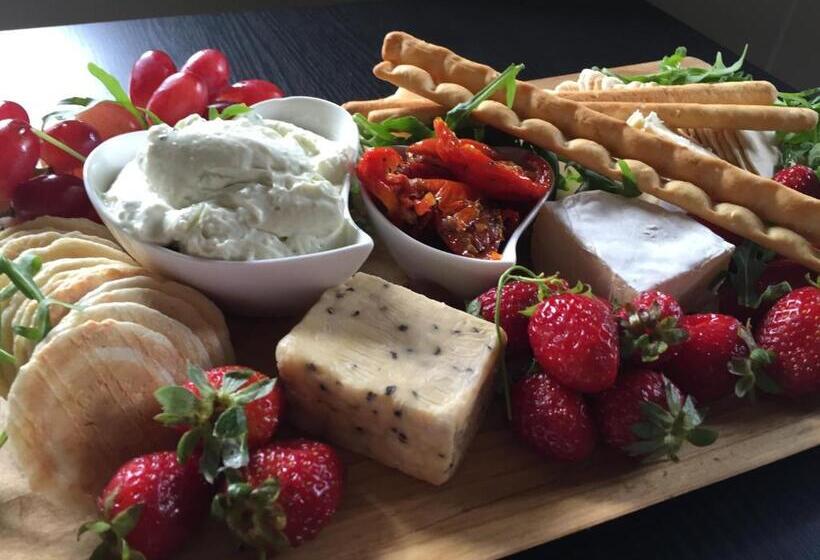 Люкс Кровать Кинг, Spa Suites At Raven