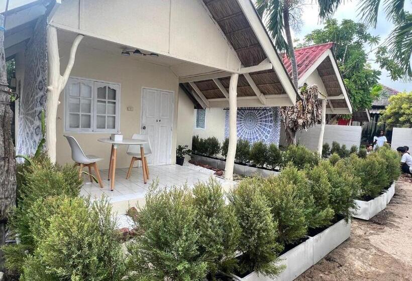 Bungalow Standard, Phangan Arena Hostel