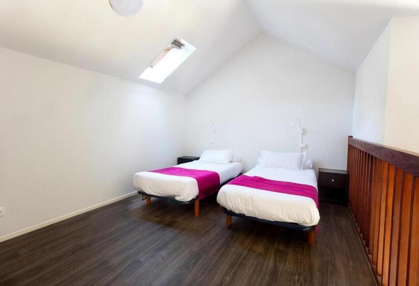 غرفة عائلية مطلّة علي الحديقة, Domaine De Port Aux Rocs