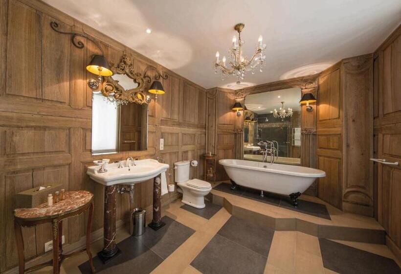 سوییت سوپریور, Louise Sur Cour