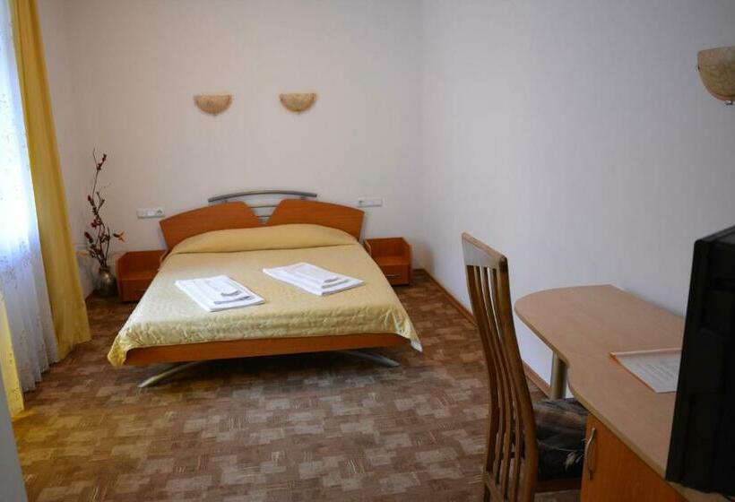 חדר סטנדרט עם מרפסת, Blyan Family