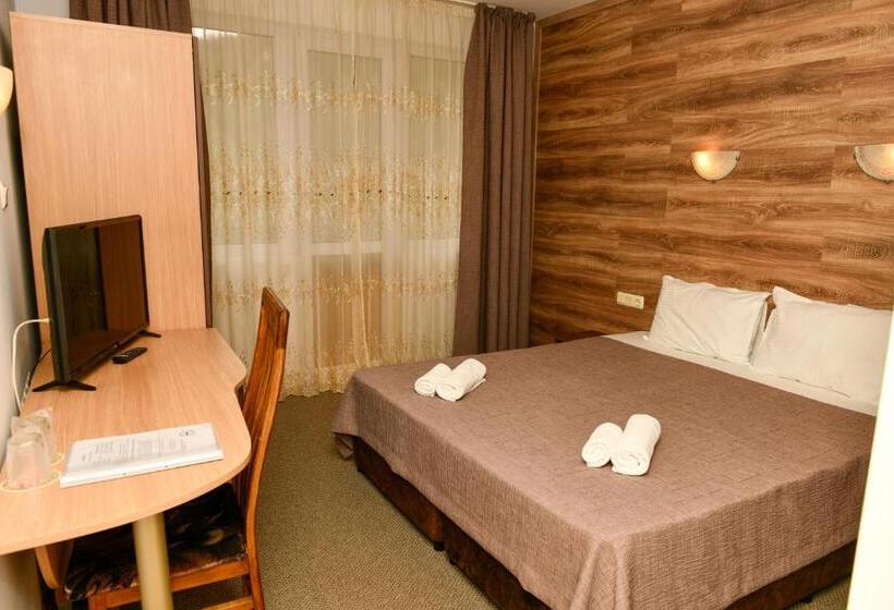 חדר סטנדרט עם מרפסת, Blyan Family