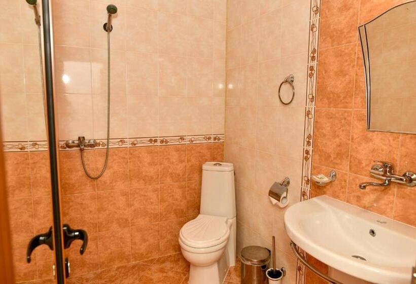 חדר סטנדרט עם מרפסת, Blyan Family