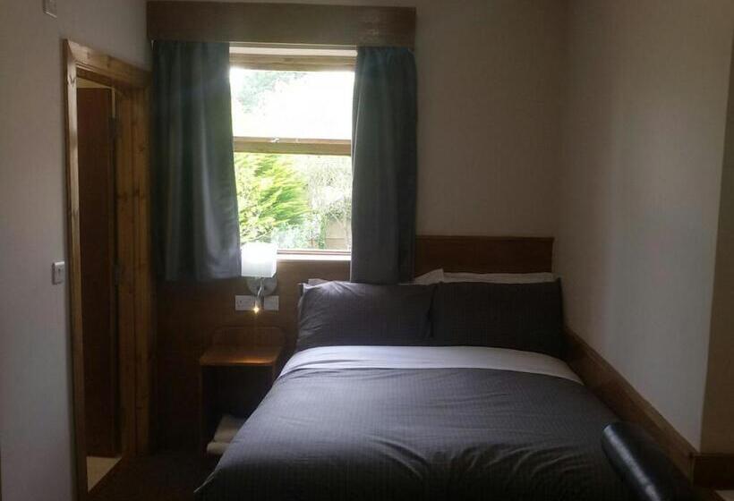 ベーシックルーム, Crosshill House