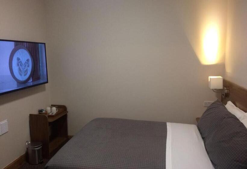 スタンダードルーム, Crosshill House