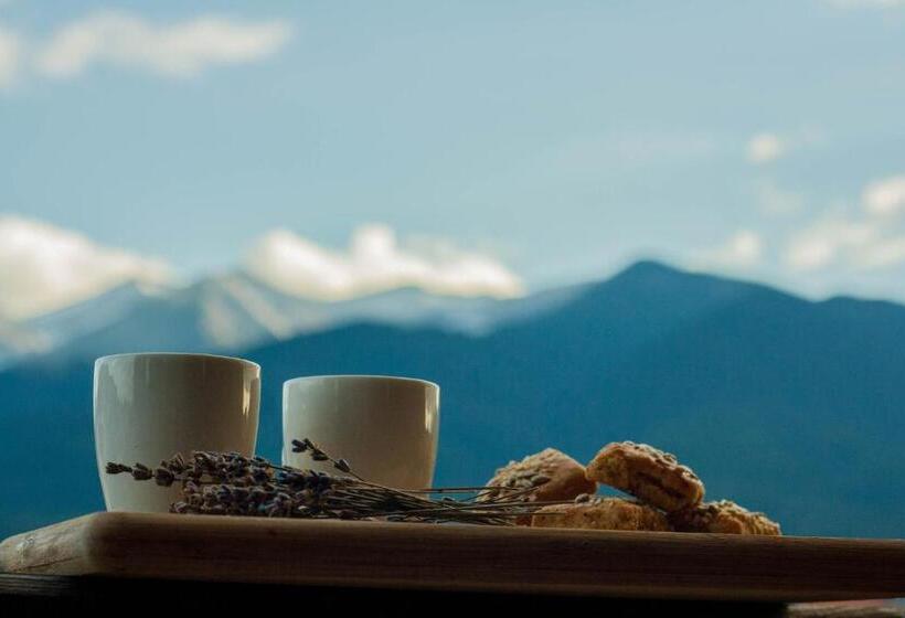 غرفة كمفورت مع بلكونة, Pirina Club