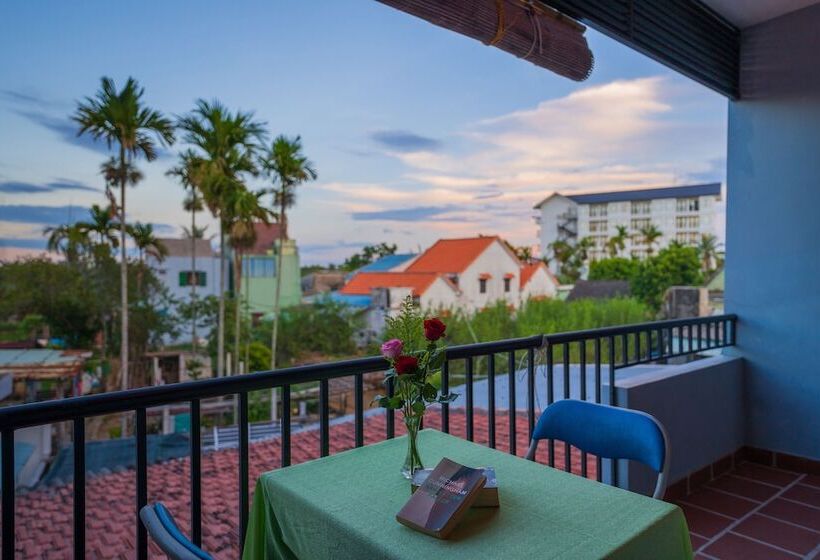 اتاق خانوادگی, Countryside Moon Homestay